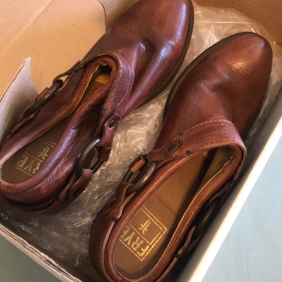 Frye Shoes - Frye clog Carson bootie NWB
